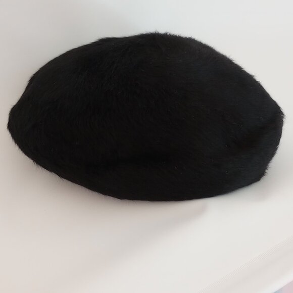 Mon Etoile REAL Fur beret for women main image 3